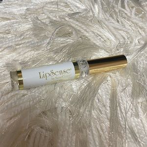 New Sealed SeneGence Lip Sense Ooops Remover